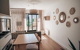 Le Terra Cholet - T2 tout équipé avec parking et terrasse